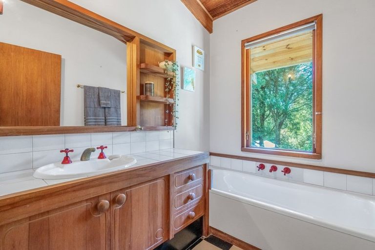 Photo of property in 64 Marama Avenue South, Otatara, Invercargill, 9879