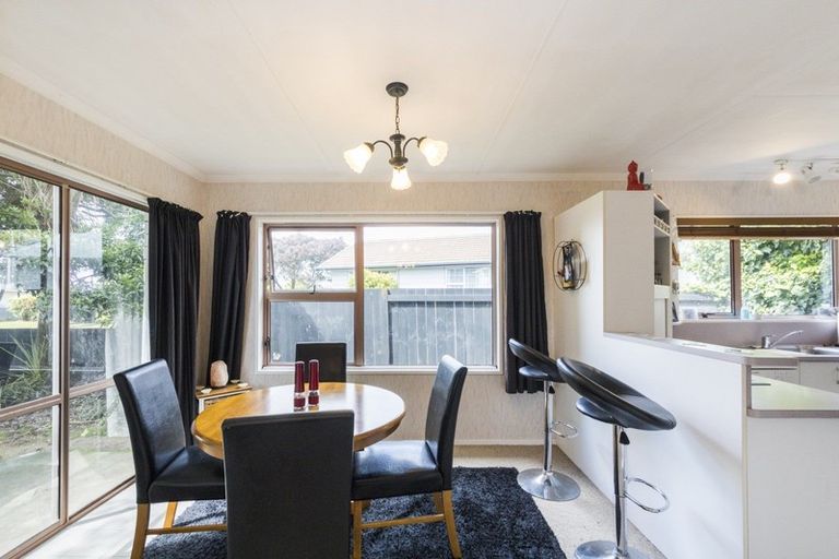 Photo of property in 6 Paradise Place, Milson, Palmerston North, 4414