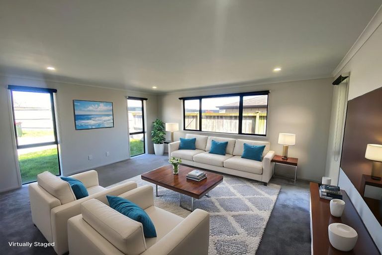 Photo of property in 13 Glennron Lane, Waiuku, 2123