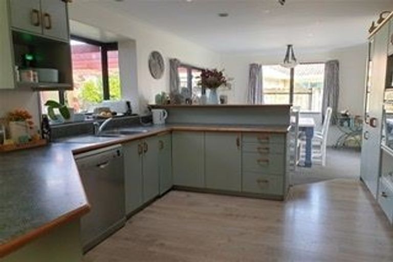 Photo of property in 40 Keswick Crescent, Huntington, Hamilton, 3210