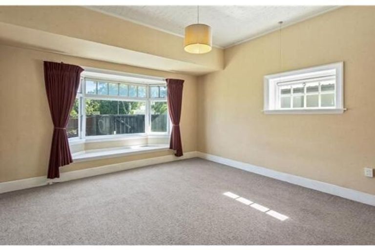 Photo of property in 120 Lincoln Road, Addington, Christchurch, 8024