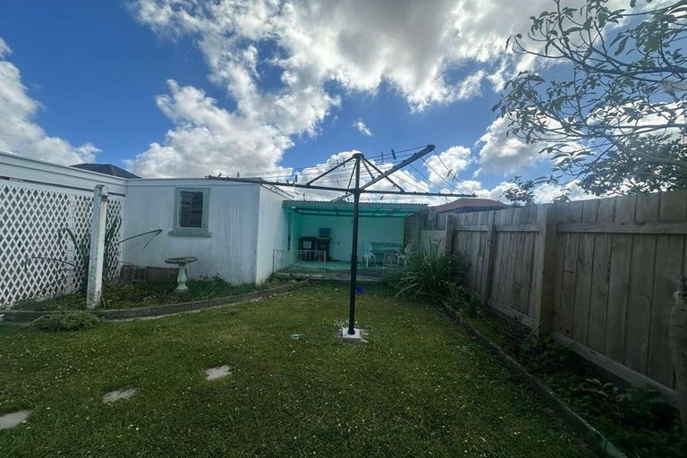 Photo of property in 29 Thornycroft Avenue, Epuni, Lower Hutt, 5011