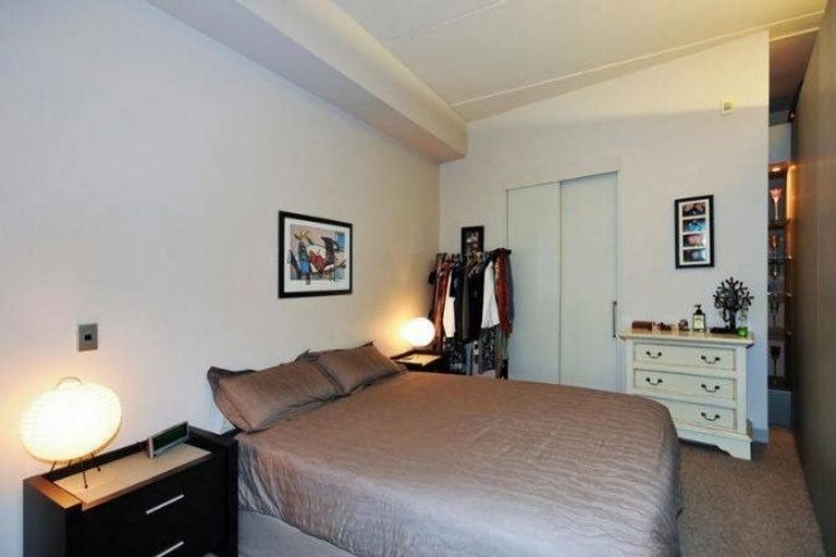 Photo of property in Gerondis Bldg Apartments, 108/60 Willis Street, Wellington Central, Wellington, 6011
