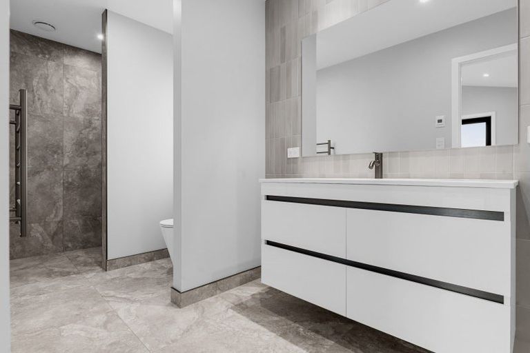 Photo of property in 52 Hugo Shaw Drive, Cambridge, 3434