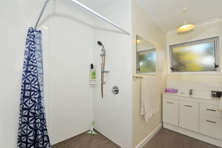 Photo of property in 37 Palmside Street, Somerfield, Christchurch, 8024