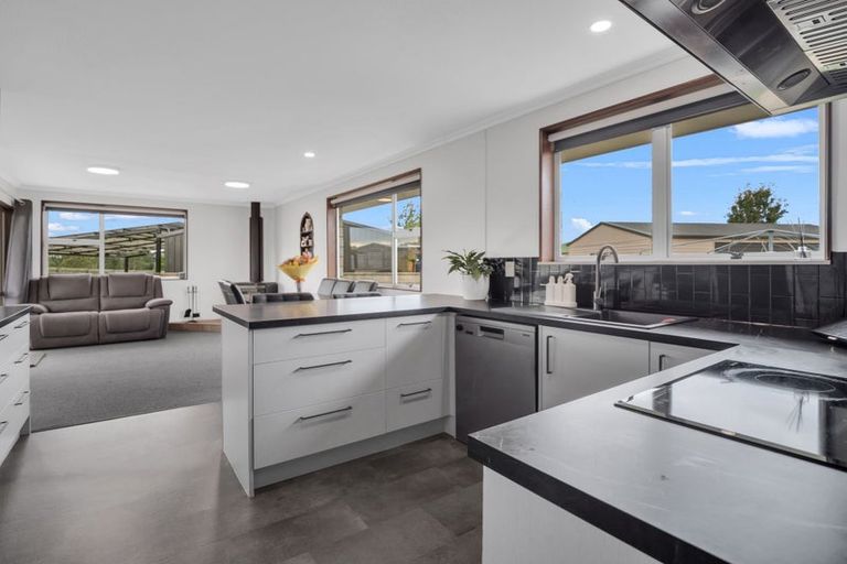 Photo of property in 25a Charles Street, Weston, Oamaru, 9401