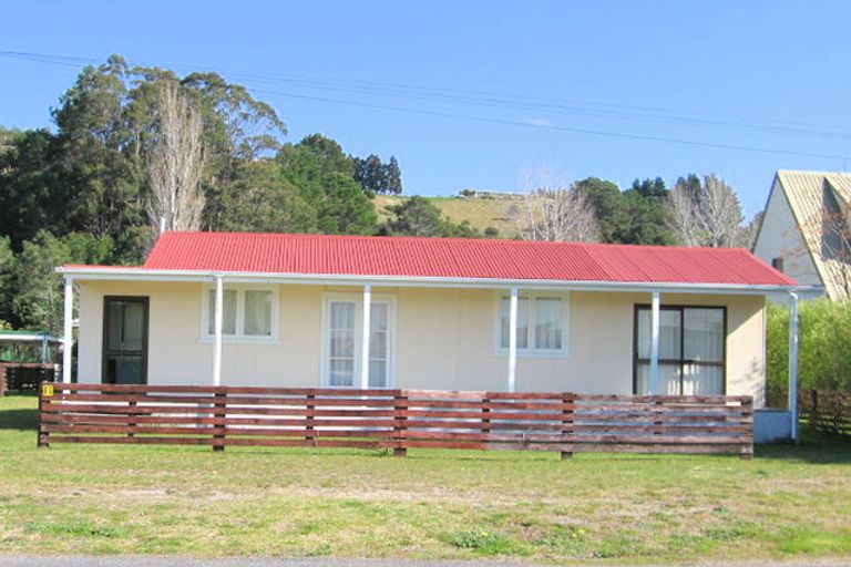Photo of property in 66 Riverview Road, Cooks Beach, Whitianga, 3591