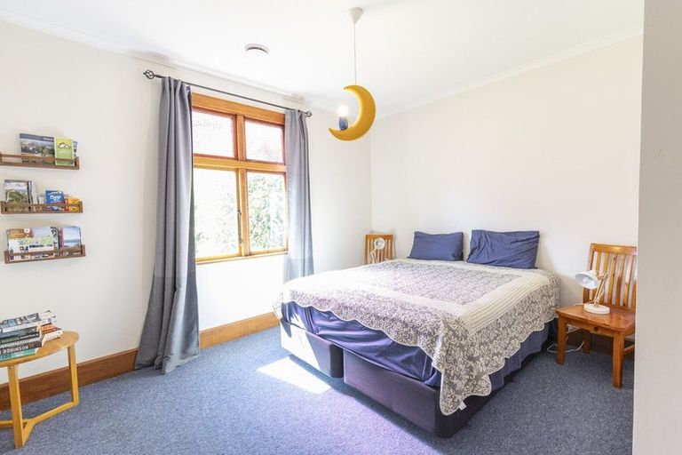 Photo of property in 17 Hekeao Road, Surrey Hills, Ashburton, 7778