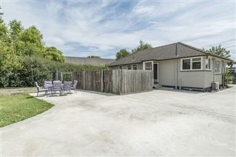 Photo of property in 25 Tuckers Road, Redwood, Christchurch, 8051
