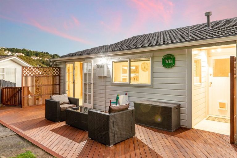 Photo of property in 3 Spey Place, Papakowhai, Porirua, 5024