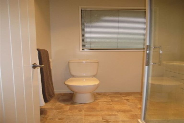 Photo of property in 10 Cris Lodge Courts, Hornby, Christchurch, 8042