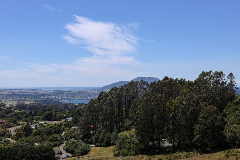 Photo of property in 6 Grandview Lane, Acacia Bay, 3385