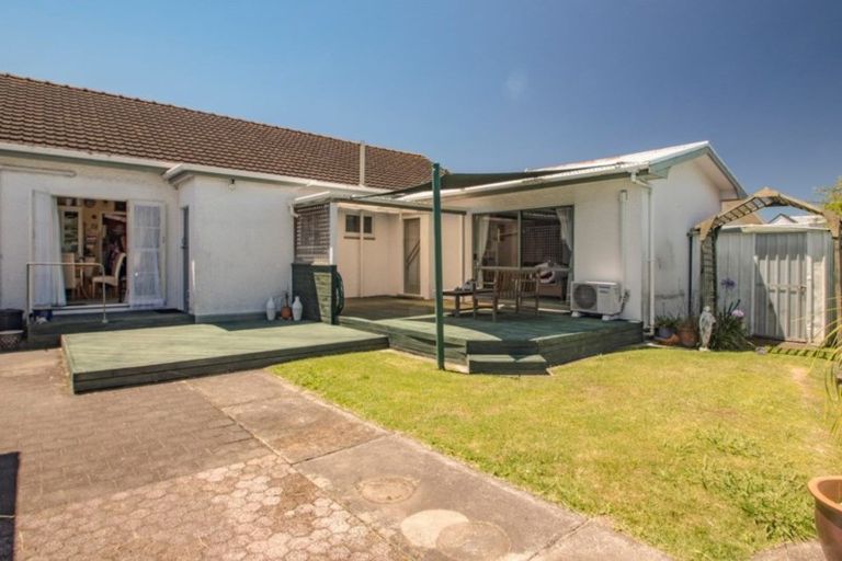 Photo of property in 30 Sanders Avenue, Marewa, Napier, 4110