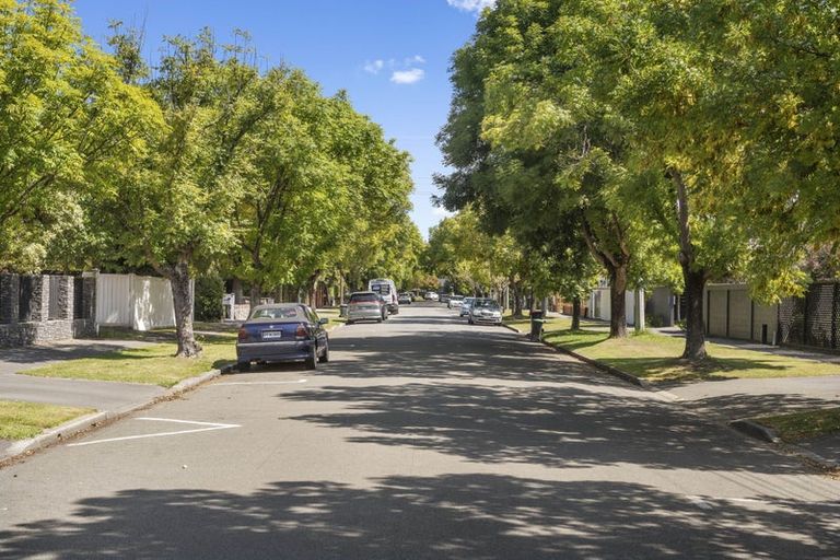 Photo of property in 3/77 Totara Street, Fendalton, Christchurch, 8041