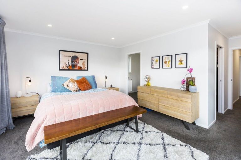 Photo of property in 99 Mawai Hakona Drive, Wallaceville, Upper Hutt, 5018