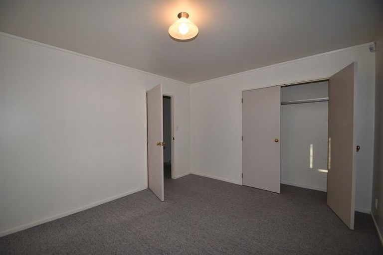 Photo of property in 2/118 Astley Avenue, New Lynn, Auckland, 0600