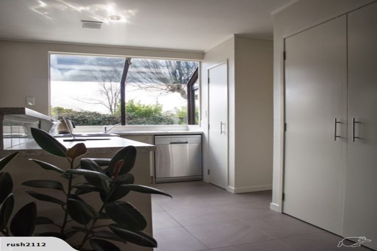 Photo of property in 1/78 Glengarry Road, Glen Eden, Auckland, 0602