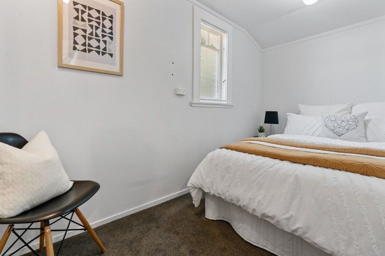 Photo of property in 41 Hillsborough Road, Hillsborough, Auckland, 1042