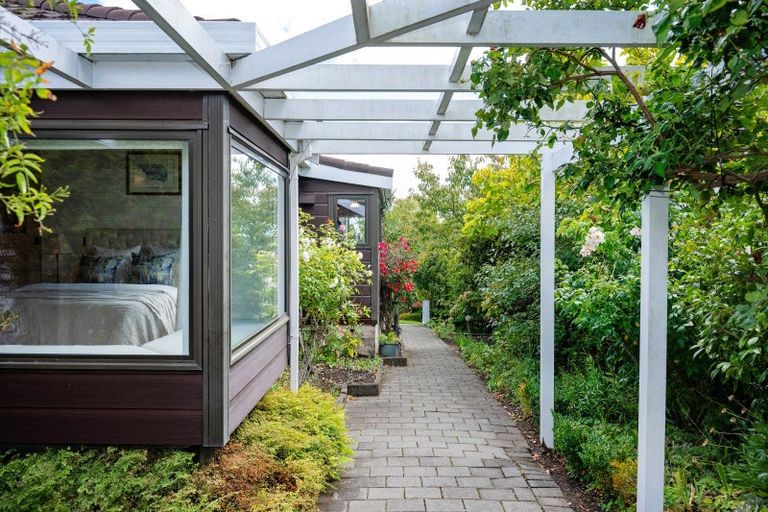 Photo of property in 80 Kopanga Road, Havelock North, 4130