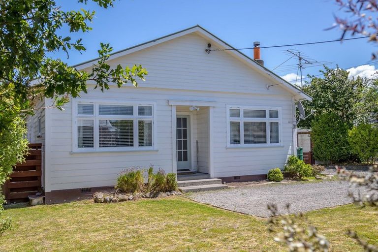 Photo of property in 68 Revans Street, Featherston, 5710
