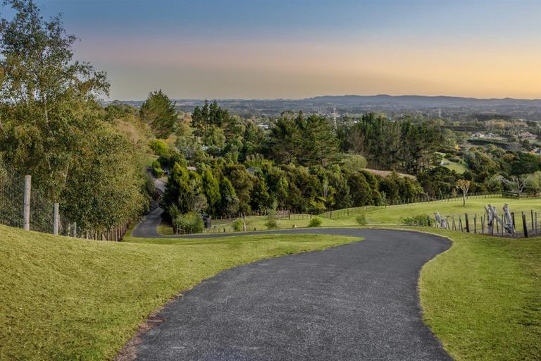 Photo of property in 433a Old North Road, Kumeu, 0892