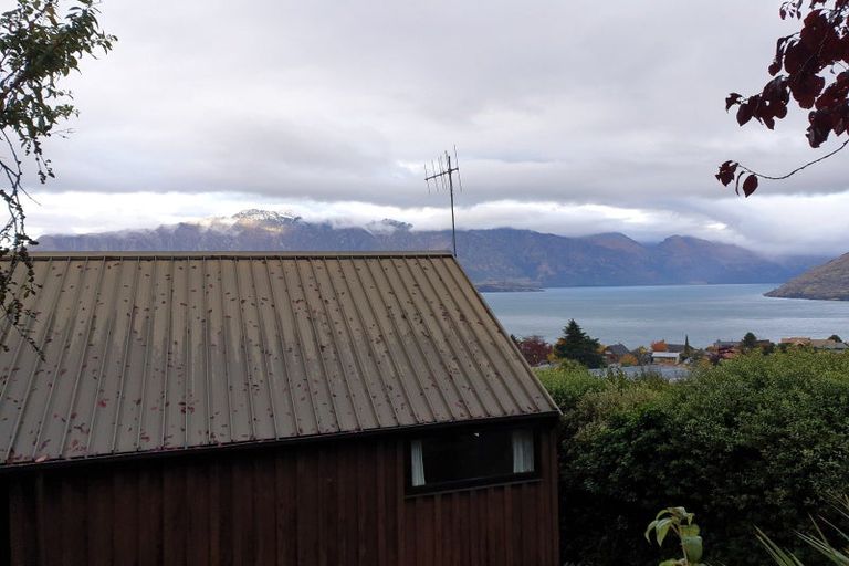 Photo of property in 31a Greenstone Place, Fernhill, Queenstown, 9300