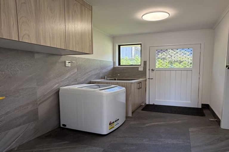 Photo of property in 1/9 Opua Street, Belmont, Auckland, 0622