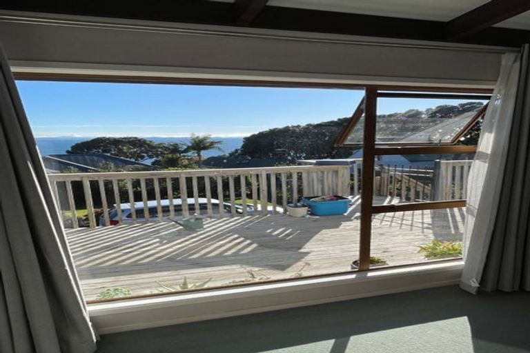 Photo of property in 34 Pacific Parade, Army Bay, Whangaparaoa, 0930