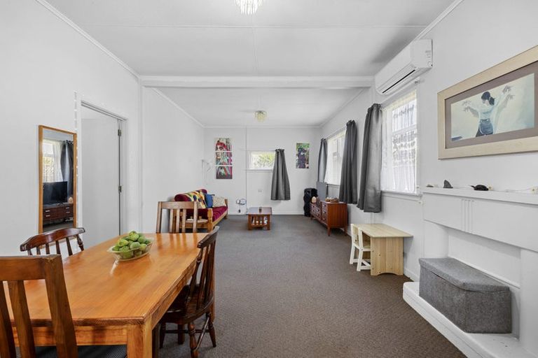 Photo of property in 51a Richmond Street, Waitara, 4320