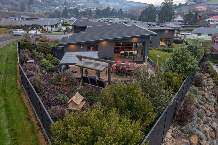 Photo of property in 8 Erica Crescent, Mosgiel, 9024