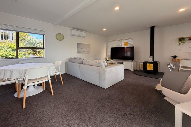 Photo of property in 1/725 Beach Road, Browns Bay, Auckland, 0630