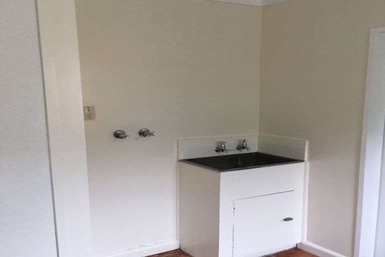 Photo of property in 70 Toi Street, Otaki Beach, Otaki, 5512