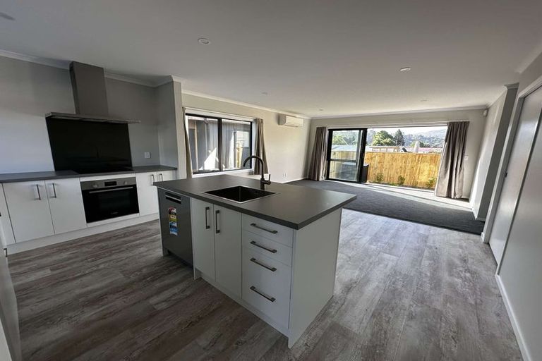 Photo of property in 8/64 Glen Road, Stokes Valley, Lower Hutt, 5019