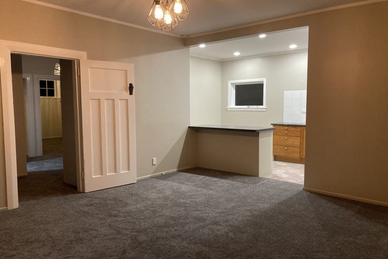 Photo of property in 32 Balfour Street, Mornington, Wellington, 6021