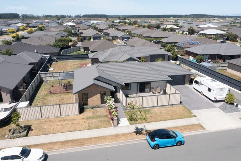 Photo of property in 25 Magnate Drive, Kaiapoi, 7630