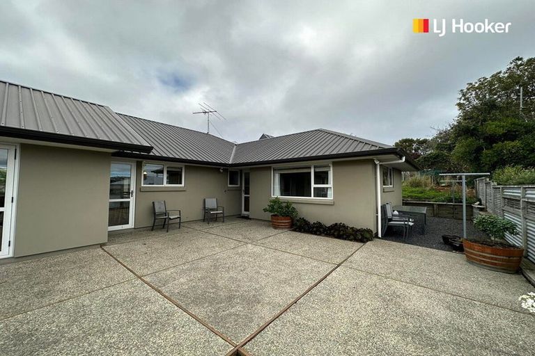 Photo of property in 58 Eglinton Road, The Glen, Dunedin, 9011