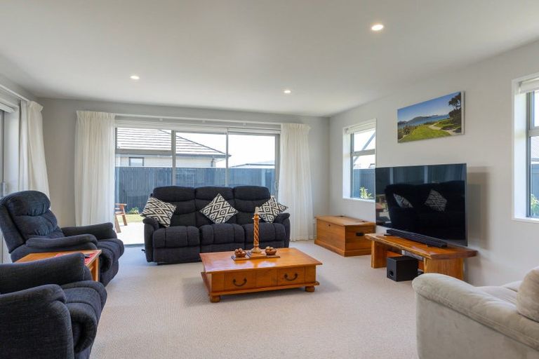 Photo of property in 22 Rose Manor Drive, Springlands, Blenheim, 7201