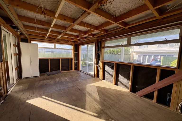 Photo of property in 78 Hyde Street, Wainuiomata, Lower Hutt, 5014