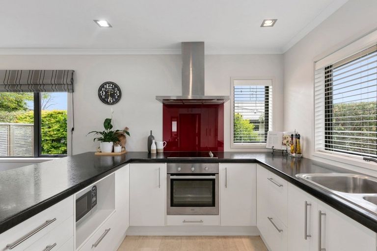 Photo of property in 40 Falcon Drive, Welcome Bay, Tauranga, 3112