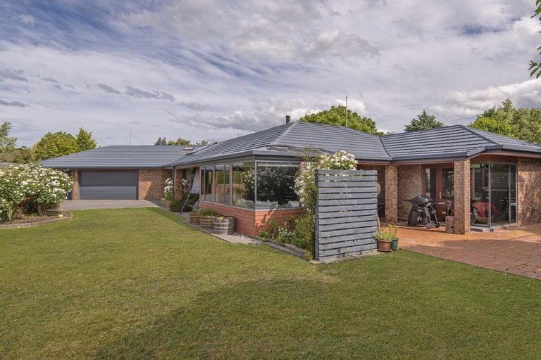 Photo of property in 10 Brooker Place, Kirwee, Darfield, 7571