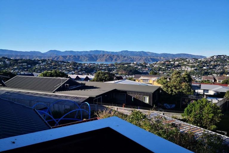 Photo of property in 18c Rangitane Street, Maupuia, Wellington, 6022