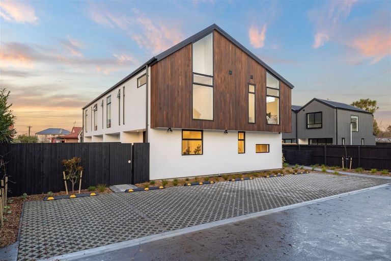 Photo of property in 6/66 Cleveland Street, Edgeware, Christchurch, 8013