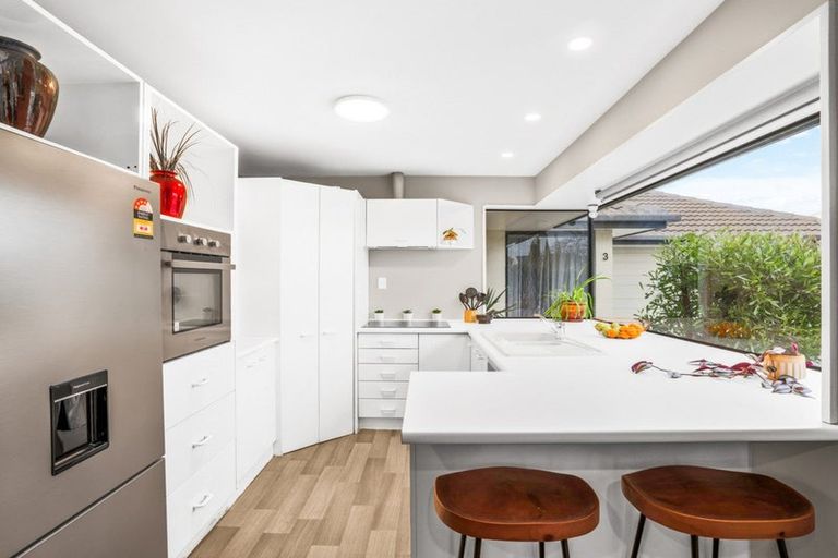 Photo of property in 3 Hunt Lane, Avondale, Christchurch, 8061