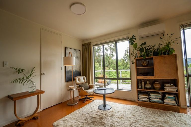 Photo of property in 29 Te Papau Crescent, Diamond Harbour, 8972