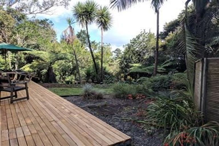 Photo of property in 140 Upper Harbour Drive, Greenhithe, Auckland, 0632