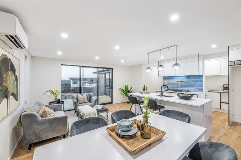 Photo of property in 1 Shibata Rise, Ranui, Auckland, 0612