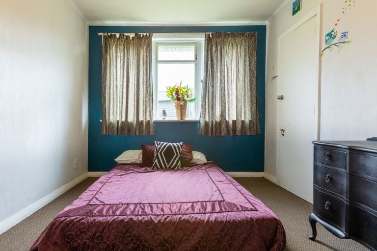 Photo of property in 10 Christian Street, Dannevirke, 4930