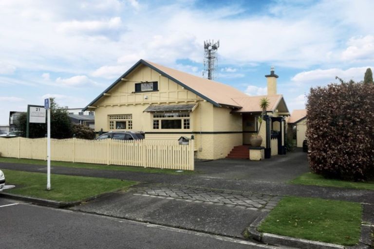 Photo of property in 21 Twelfth Avenue, Tauranga South, Tauranga, 3112