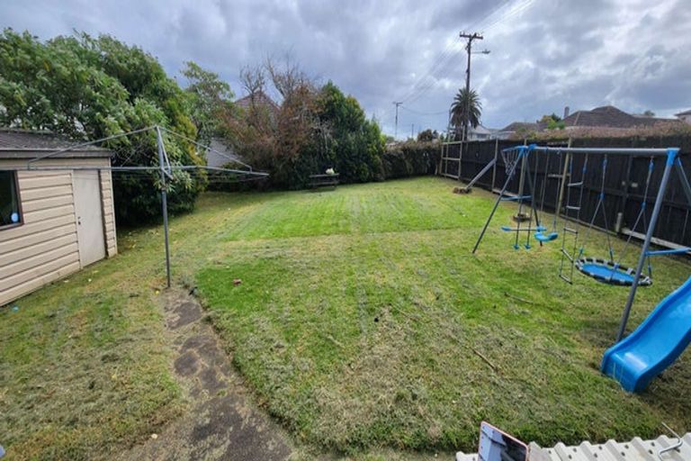 Photo of property in 273 Puhinui Road, Papatoetoe, Auckland, 2025