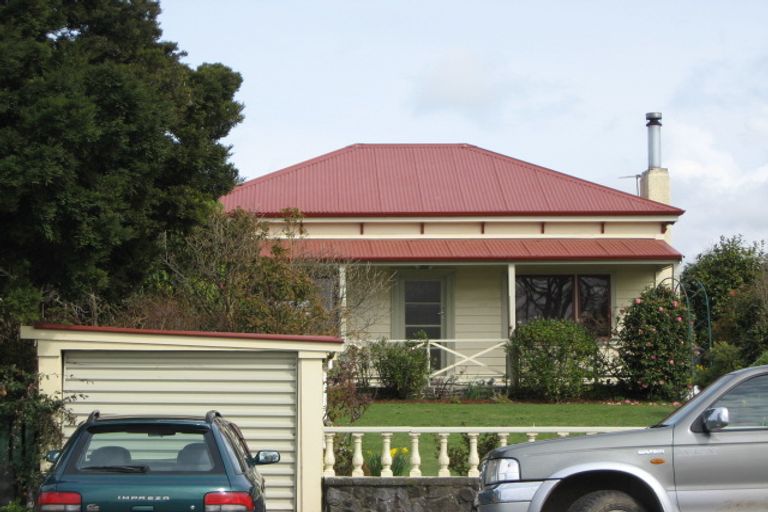 Photo of property in 427 Broadway, Stratford, 4332